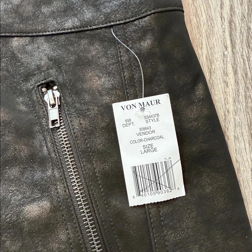 21 Saints Black Faux Leather Wrap Skirt Size‎ L Snap Front Zip Pockets NWT